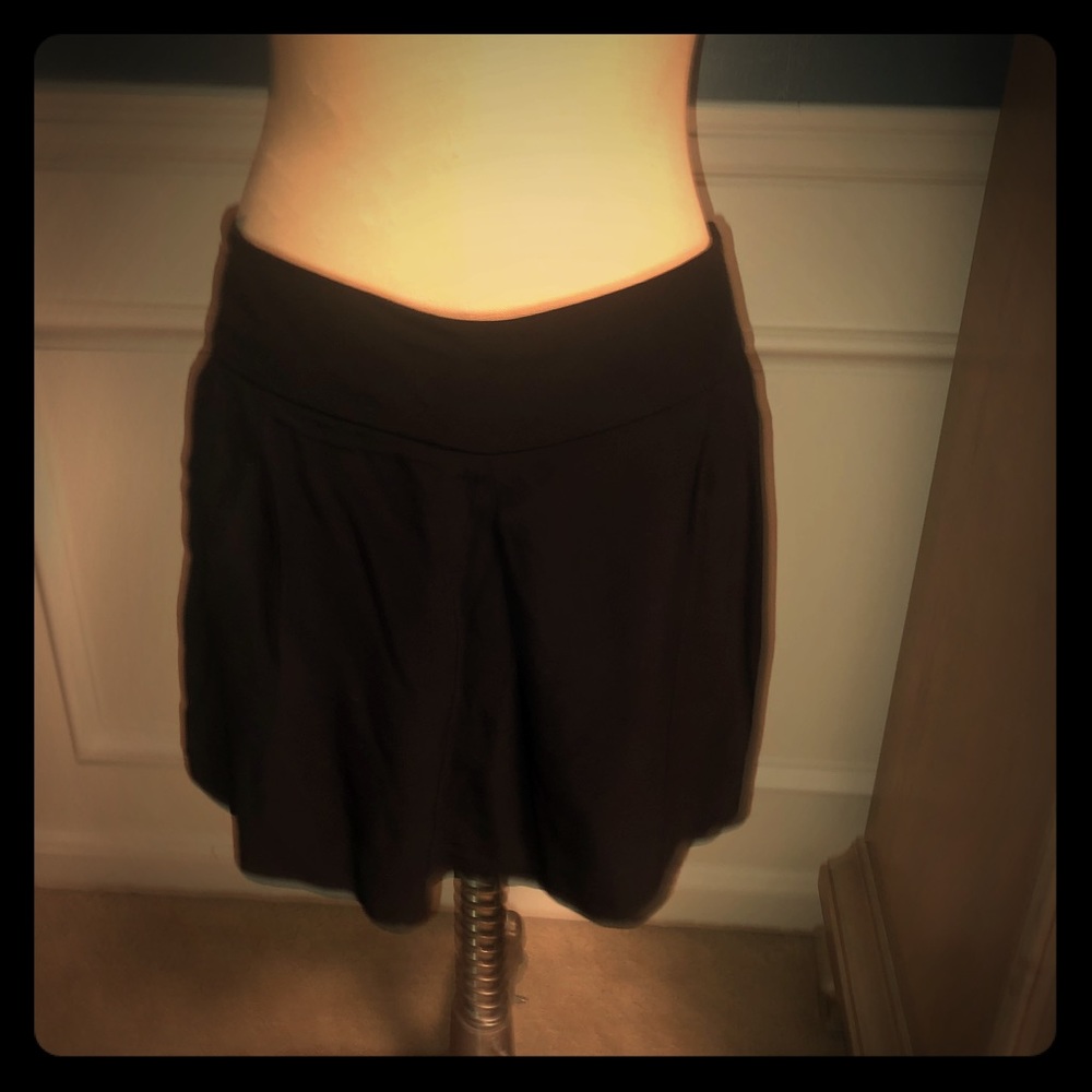 Black Skort